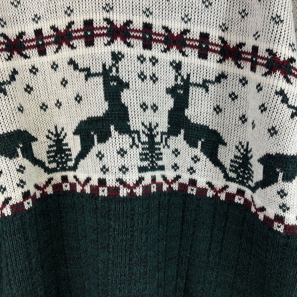 Vintage Unisex Sz Medium Green White Classic‎ Winter Deer Sweater Crew neck - Picture 3 of 7